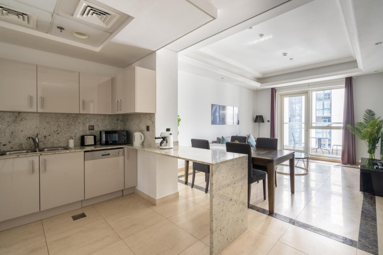 Higuests - Mon Reve Apartment Dubai Bagian luar foto