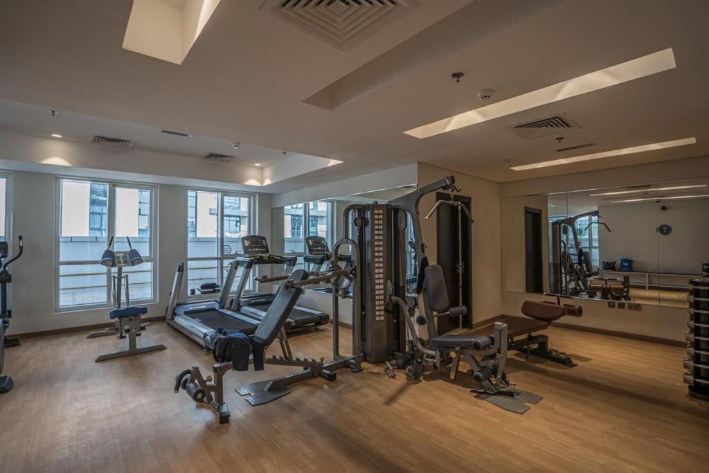 Higuests - Mon Reve Apartment Dubai Bagian luar foto